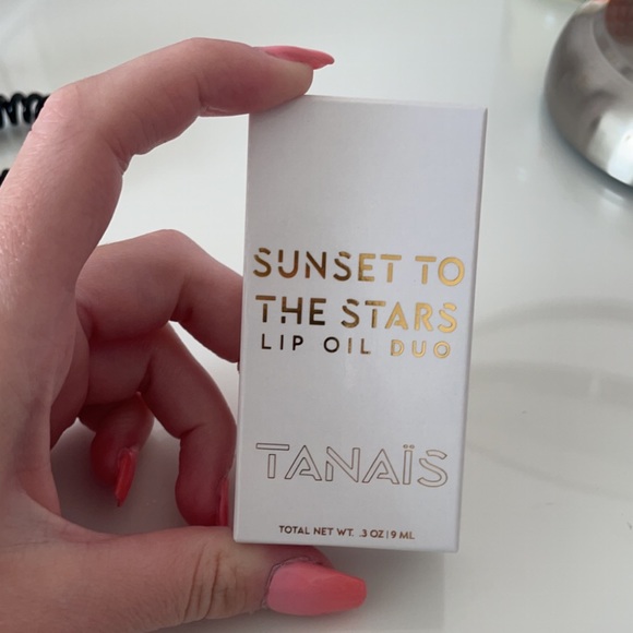 tanais lip gloss